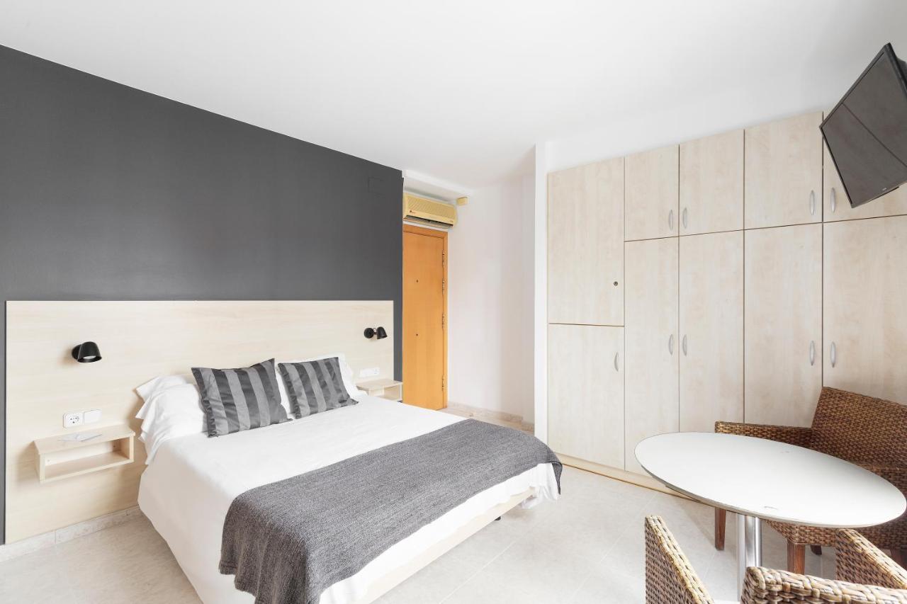 Andreas Apartments Тарагона Екстериор снимка
