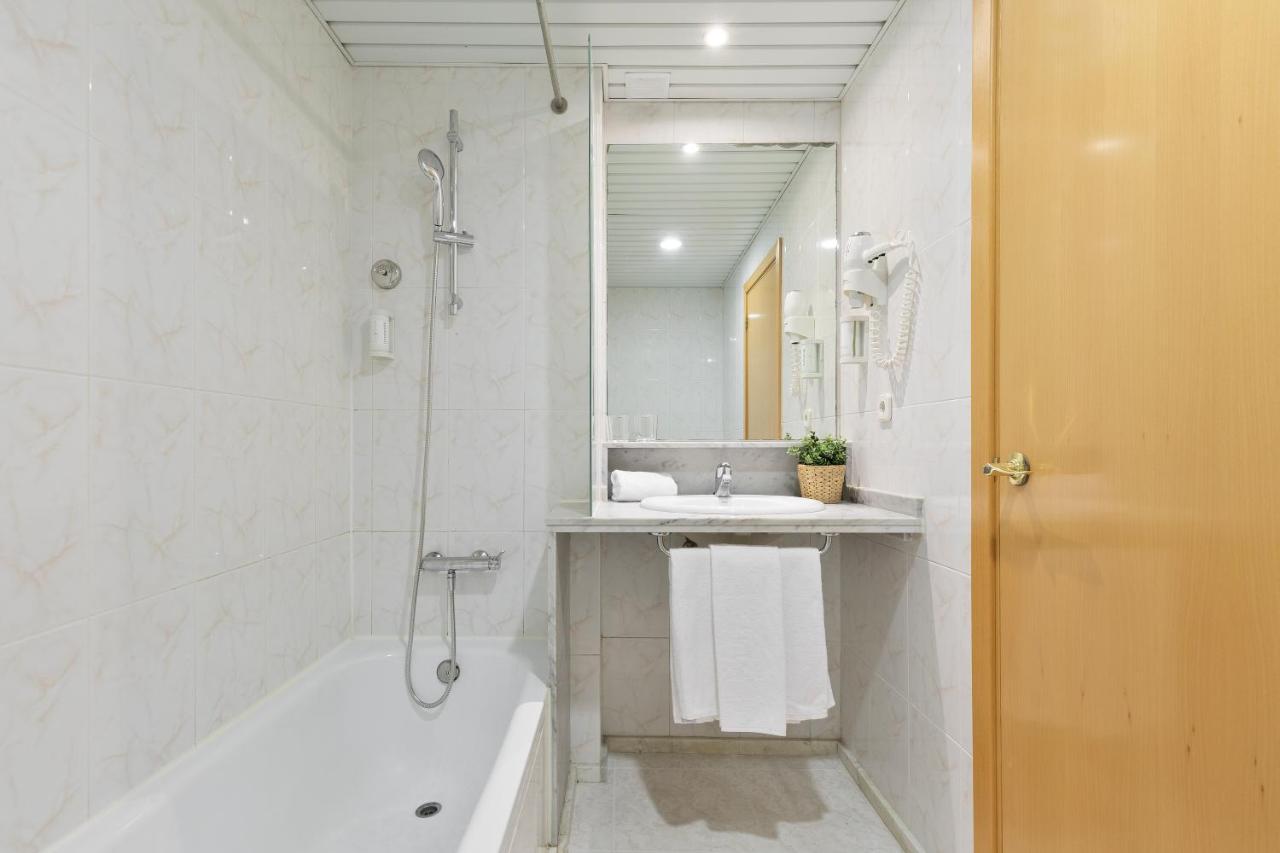 Andreas Apartments Тарагона Екстериор снимка