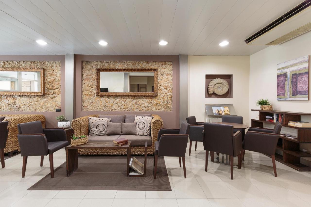 Andreas Apartments Тарагона Екстериор снимка